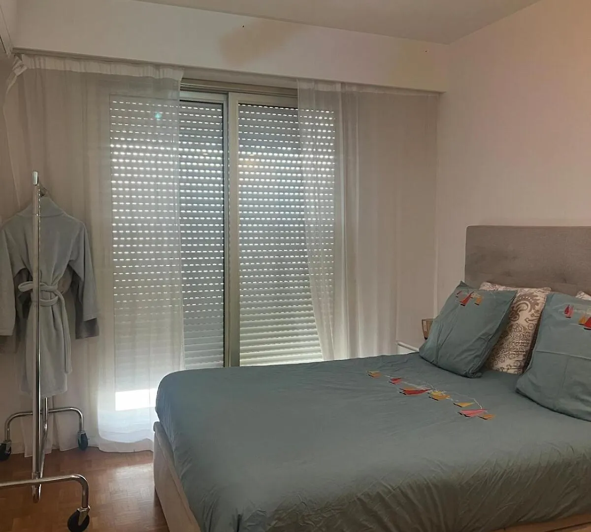 Appartement Face A La Mer Nice 0*,  France